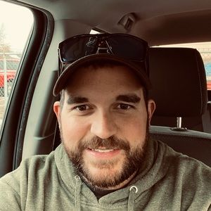 Meet your Posher, Justin